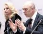 Правительство снова вышло на пенсии